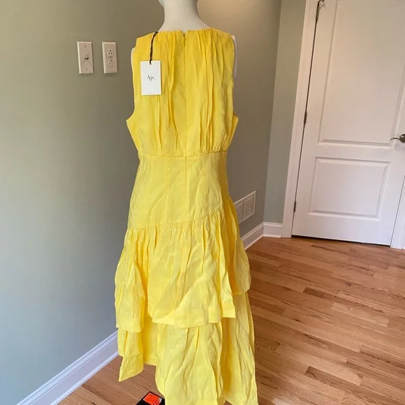 Aje Scent Of Summer Caliente Midi-Dress. Size US 4 and 12. $575. - Picture 9 of 16